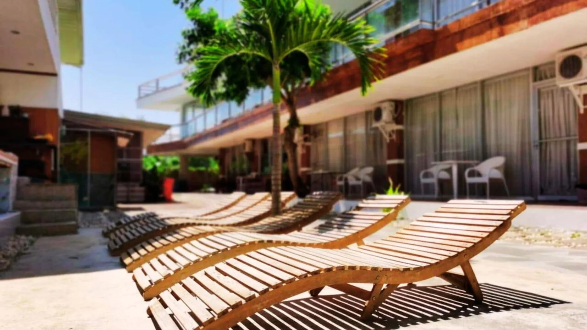 Amanzara Resort Panglao Hotel