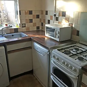 Cherry House & Self Catering Leeds (West Yorkshire)
